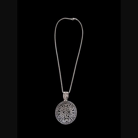 925 Silver Oxidized Filigree Open Medallion 18" Chain 2.25" Pendant Necklace - Picture 5 of 8